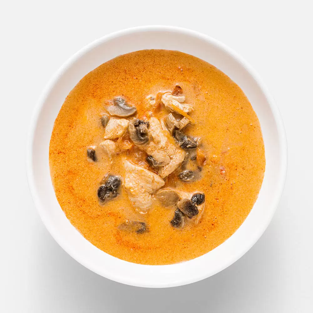 Суп Холодушка Том ям на кокосовом молоке, с курицей, грибами и овощами, 350 г. 1/6