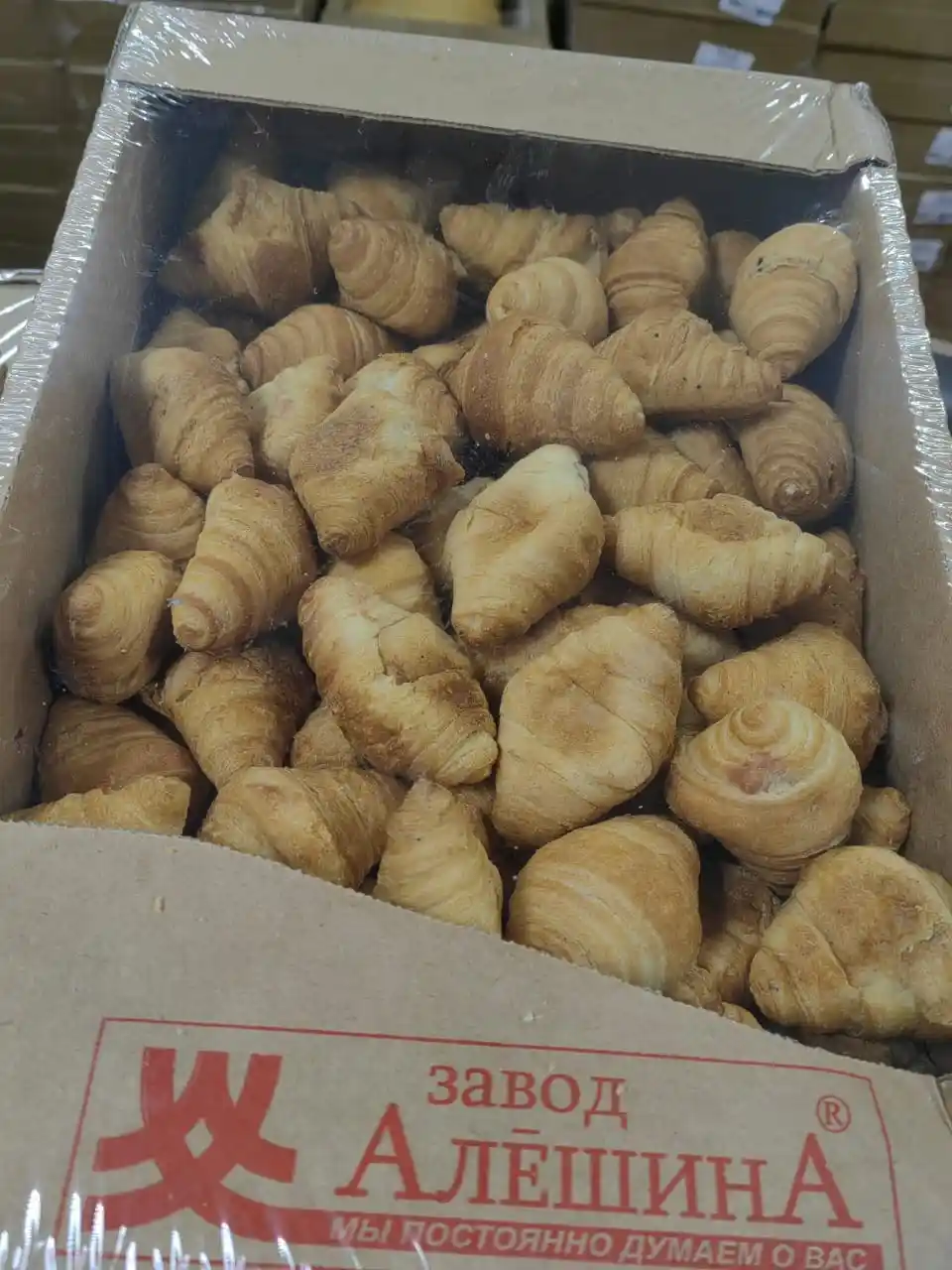 [14-49] Круассан с джемом, 1/2.2 кг