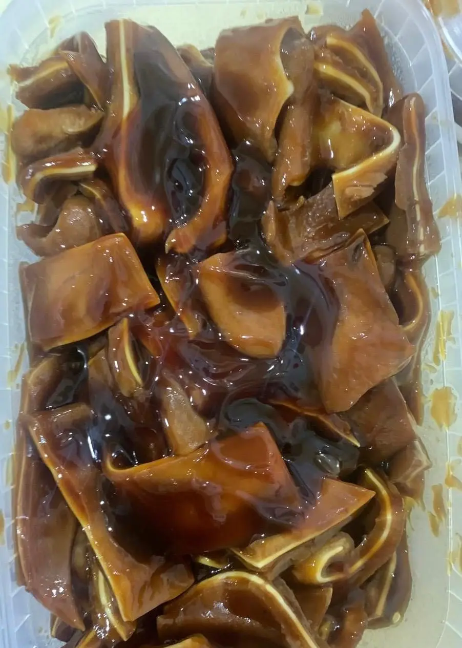 [10-61] Уши целые в соусе ,1кг