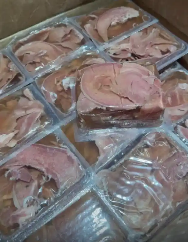 Язык в желе фас-350 гр., шт